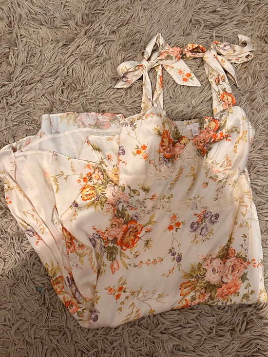 LC Lauren Conrad Dresses & Skirts - Lauren Conrad midi dress